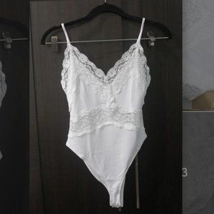 NWT Lace Stretchy White Zara Bodysuit.